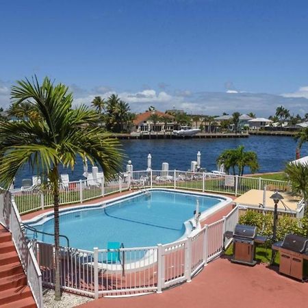 Studio Intracoastal Views! 5 Min Walk To The Beach Villa Pompano Beach Exterior foto